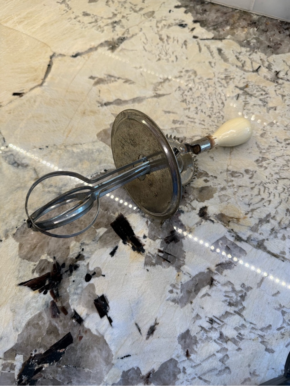 Vintage A&J Egg/Cream Beater - Picture 3 of 4